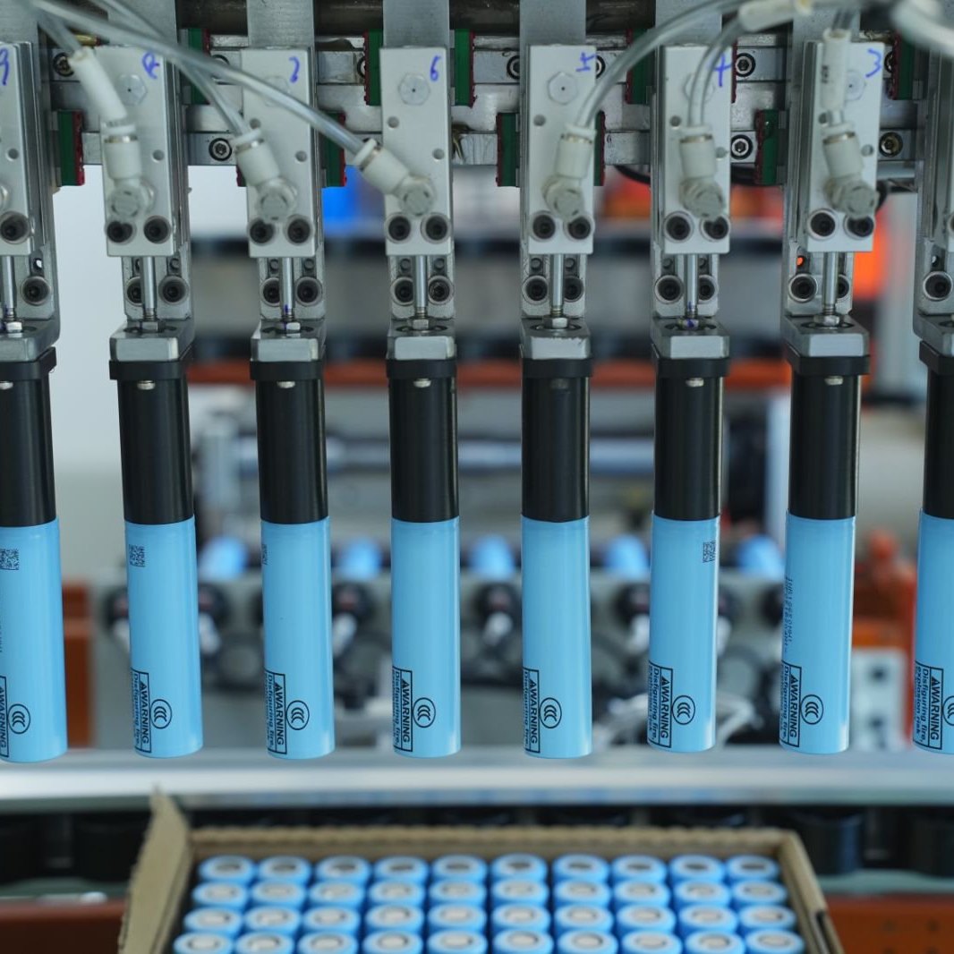 Connect the finished serial number to its build history.